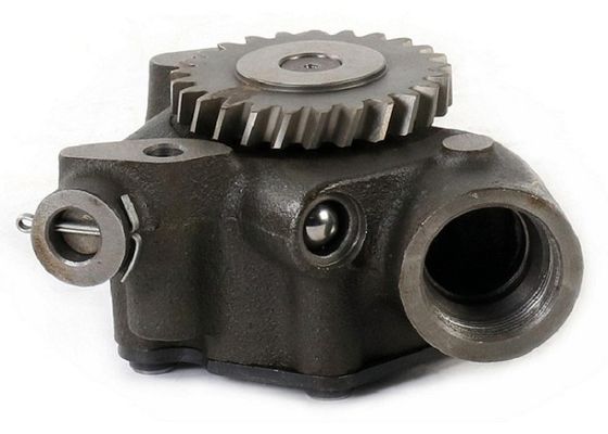 2130440 4159964 Engine Parts Deutz Oil Pump FL 912/913 With 5 Holes