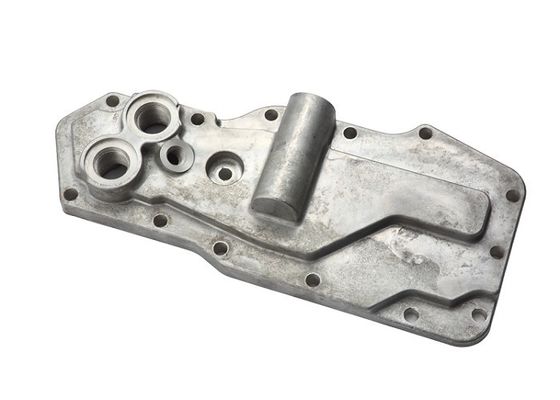 Steel 6735-61-2220 4D102 Cylinder Head Cover