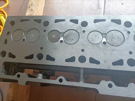 Engine Spare Parts 3116 Cylinder Head Assembly 2454324 2352974
